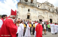 León se vistió de fiesta con visita del Cardenal Brenes