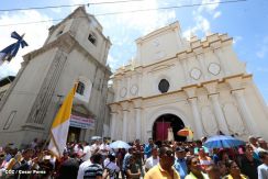 León se vistió de fiesta con visita del Cardenal Brenes