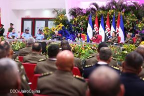 Acto de otorgamiento de los grados militares de Coronel General a mandos del Ejército de Nicaragua