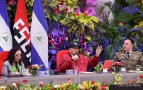 Acto de otorgamiento de los grados militares de Coronel General a mandos del Ejército de Nicaragua