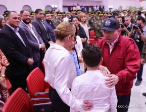 Acto de otorgamiento de los grados militares de Coronel General a mandos del Ejército de Nicaragua
