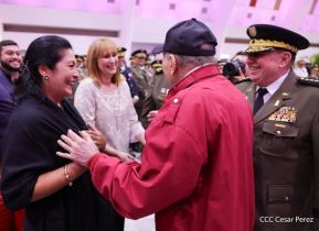 Acto de otorgamiento de los grados militares de Coronel General a mandos del Ejército de Nicaragua