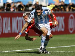 Argentina vence a Suiza y pasa a cuartos de final
