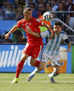 Argentina vence a Suiza y pasa a cuartos de final