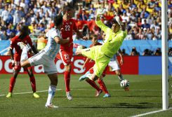 Argentina vence a Suiza y pasa a cuartos de final