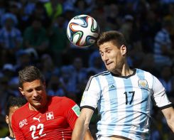 Argentina vence a Suiza y pasa a cuartos de final