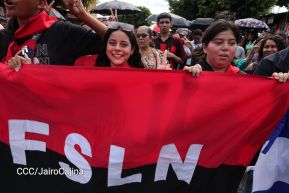 Caminata en conmemoración de los Héroes y Mártires de la Gesta de la Colina 110 