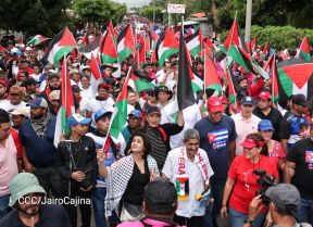 Caminata en conmemoración de los Héroes y Mártires de la Gesta de la Colina 110 