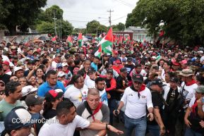 Caminata en conmemoración de los Héroes y Mártires de la Gesta de la Colina 110 