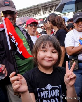 Caminata en conmemoración de los Héroes y Mártires de la Gesta de la Colina 110 