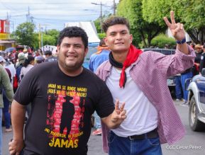 Caminata en conmemoración de los Héroes y Mártires de la Gesta de la Colina 110 