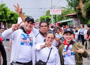 Caminata en conmemoración de los Héroes y Mártires de la Gesta de la Colina 110 