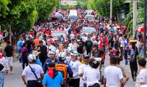 Caminata en conmemoración de los Héroes y Mártires de la Gesta de la Colina 110 