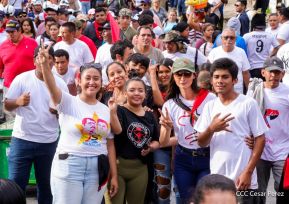 Caminata en conmemoración de los Héroes y Mártires de la Gesta de la Colina 110 