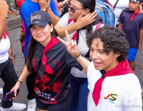 Caminata en conmemoración de los Héroes y Mártires de la Gesta de la Colina 110 