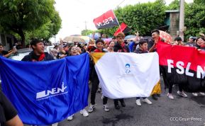 Caminata en conmemoración de los Héroes y Mártires de la Gesta de la Colina 110 