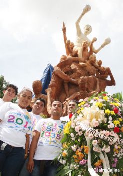 Managua rinde homenaje al Campeón del Pueblo, Alexis Argüello