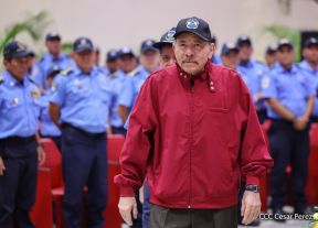 Nicaragua conmemora natalicio del Comandante Carlos Fonseca con acto de ascensos de la Policía Nacional