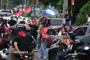 Motorizada Siempre 19 en homenaje al Repliegue Táctico a Masaya