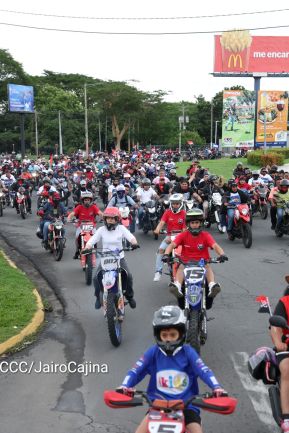 Motorizada Siempre 19 en homenaje al Repliegue Táctico a Masaya