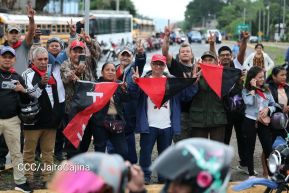 Motorizada Siempre 19 en homenaje al Repliegue Táctico a Masaya