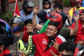 Hacia el 46/19: Aficionados por las motos protagonizan Motorizada Dos, Siempre 19