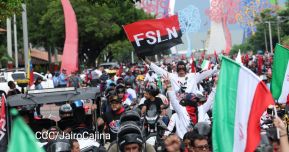 Hacia el 46/19: Aficionados por las motos protagonizan Motorizada Dos, Siempre 19