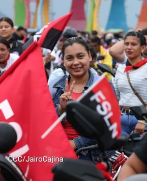 Hacia el 46/19: Aficionados por las motos protagonizan Motorizada Dos, Siempre 19