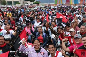 Hacia el 46/19: Aficionados por las motos protagonizan Motorizada Dos, Siempre 19