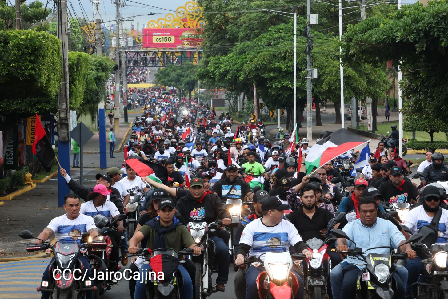 Hacia el 46/19: Aficionados por las motos protagonizan Motorizada Dos, Siempre 19