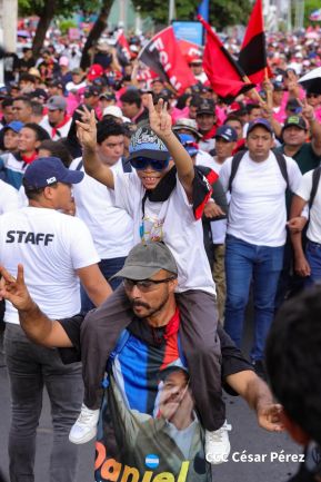 Caminata “Siempre 19, Siempre al Frente, Caminando en Victorias, Adelante con Daniel”