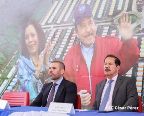 Acto de entrega de la Urbanización "Nuevas Victorias"