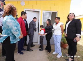 Acto de entrega de la Urbanización "Nuevas Victorias"