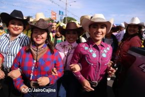 Miles acompañan la Roza del Camino en el inicio de las Fiestas Tradicionales de Managua 2025