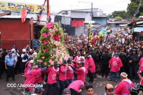 Multitudinaria procesión marca el retorno de Santo Domingo de Guzmán a Las Sierritas