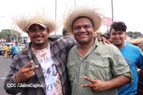 Multitudinaria procesión marca el retorno de Santo Domingo de Guzmán a Las Sierritas
