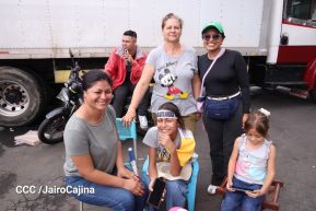 Multitudinaria procesión marca el retorno de Santo Domingo de Guzmán a Las Sierritas
