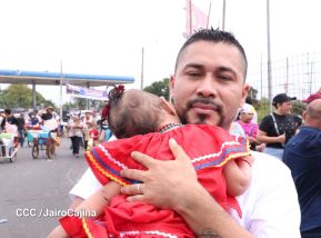 Multitudinaria procesión marca el retorno de Santo Domingo de Guzmán a Las Sierritas