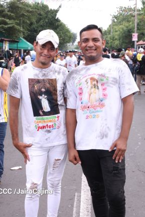 Multitudinaria procesión marca el retorno de Santo Domingo de Guzmán a Las Sierritas