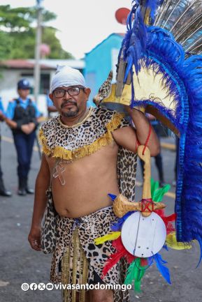 Multitudinaria procesión marca el retorno de Santo Domingo de Guzmán a Las Sierritas
