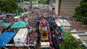 Multitudinaria procesión marca el retorno de Santo Domingo de Guzmán a Las Sierritas