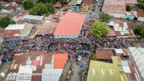Multitudinaria procesión marca el retorno de Santo Domingo de Guzmán a Las Sierritas