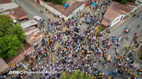 Multitudinaria procesión marca el retorno de Santo Domingo de Guzmán a Las Sierritas