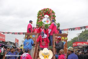 Multitudinaria procesión marca el retorno de Santo Domingo de Guzmán a Las Sierritas