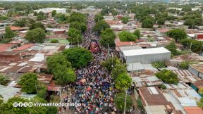 Multitudinaria procesión marca el retorno de Santo Domingo de Guzmán a Las Sierritas