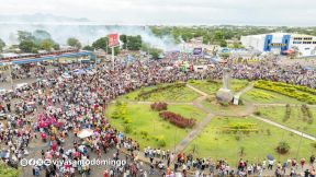 Multitudinaria procesión marca el retorno de Santo Domingo de Guzmán a Las Sierritas