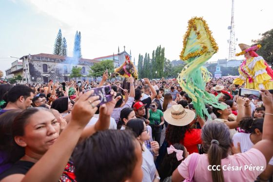 Tradición y fe: León vive la Gritería Chiquita en honor a la Virgen de la Asunción