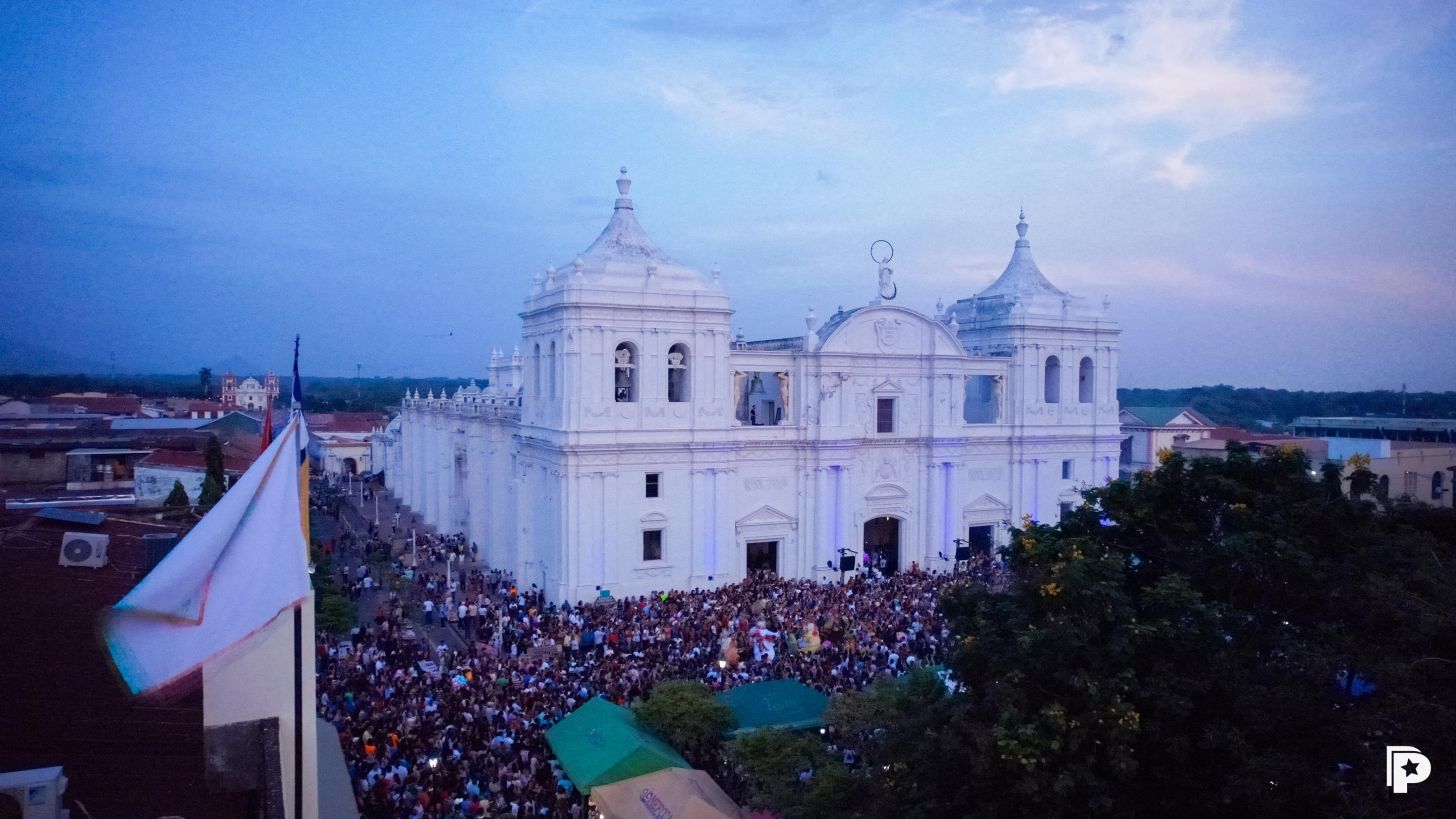 Tradición y fe: León vive la Gritería Chiquita en honor a la Virgen de la Asunción