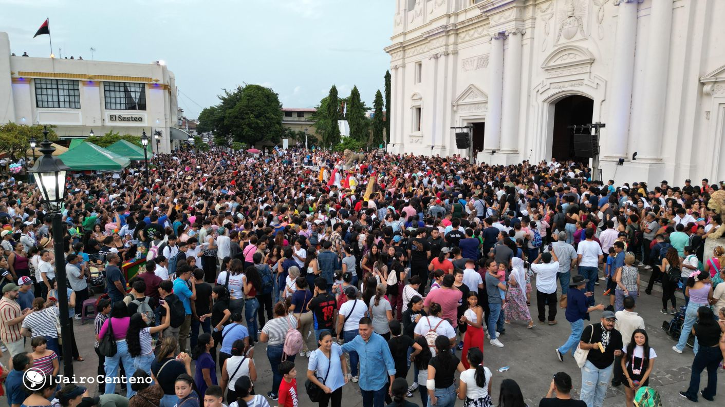 Tradición y fe: León vive la Gritería Chiquita en honor a la Virgen de la Asunción
