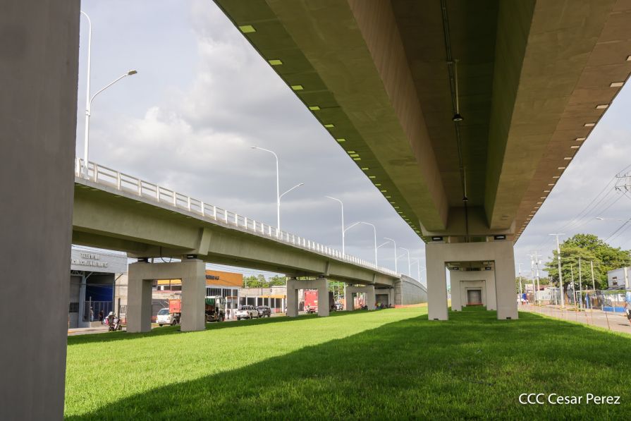 Entregamos a las familias nicaragüenses Paso a Desnivel Comandante Julio Buitrago Urroz